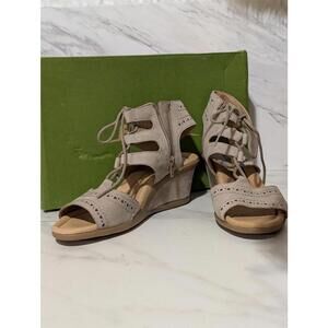 Earth Womens Daffodil Wide Coco Soft Buck Wedge Sandals Size 8.5D